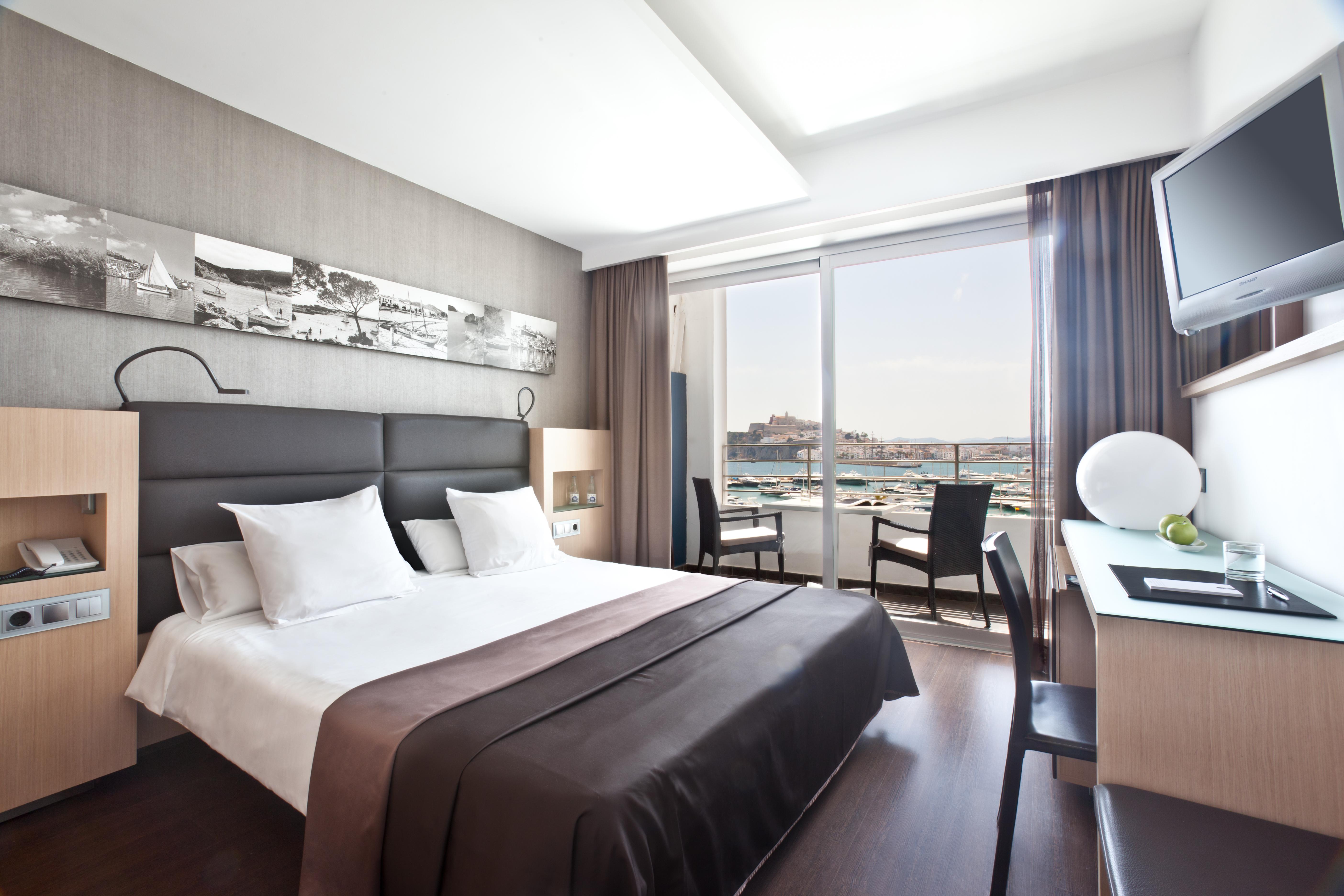 โอดี โอเชียน ไดรฟ์ Hotel อิบิซาทาวน์ ภายนอก รูปภาพ