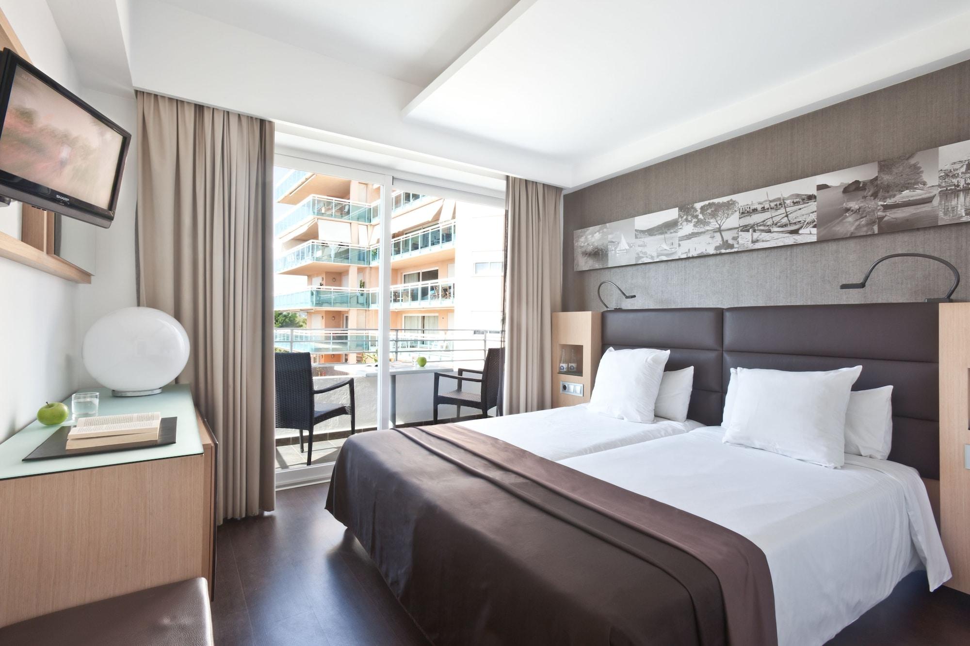 โอดี โอเชียน ไดรฟ์ Hotel อิบิซาทาวน์ ภายนอก รูปภาพ